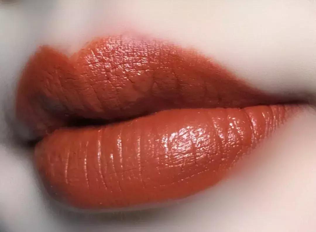 遮瑕高光口红眼影一共多少钱,30块钱的粉底液口红眼影遮瑕