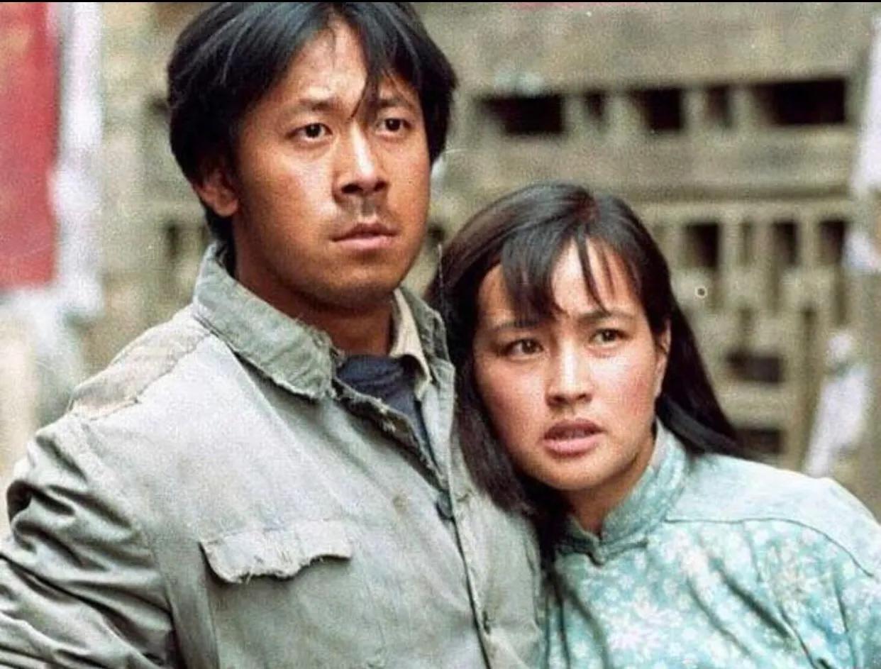 明星整容和不整容老去有什么区别,自然老去和整容明星的对比