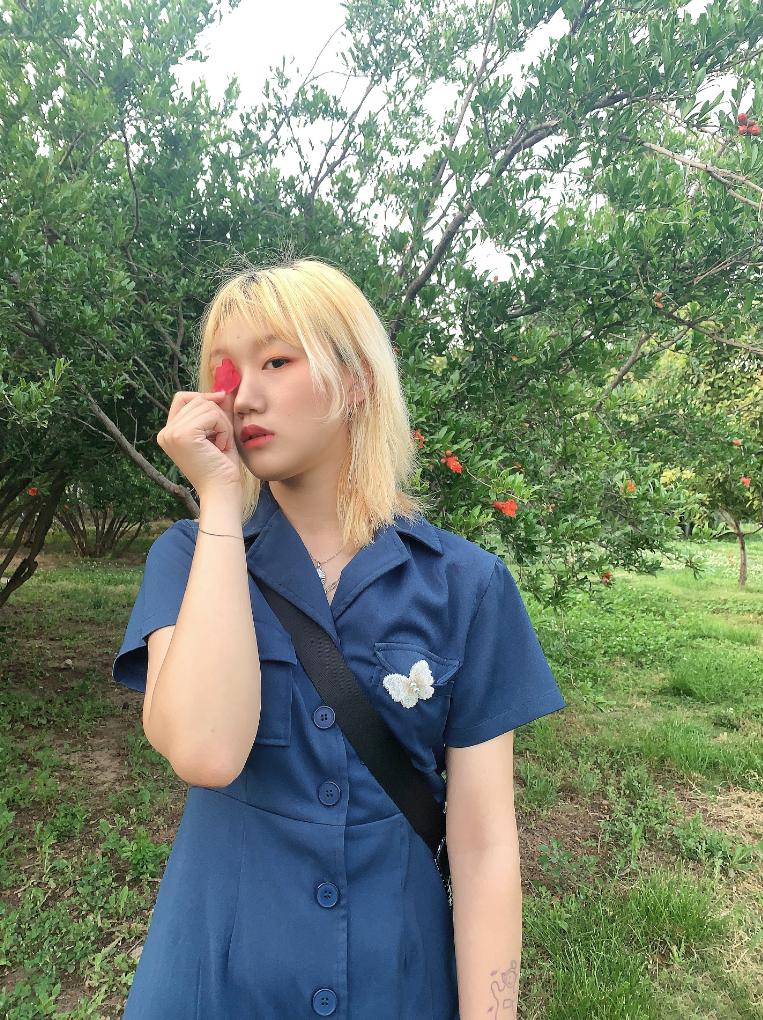 怎么穿才能时髦又好看,别盲目跟着潮流走