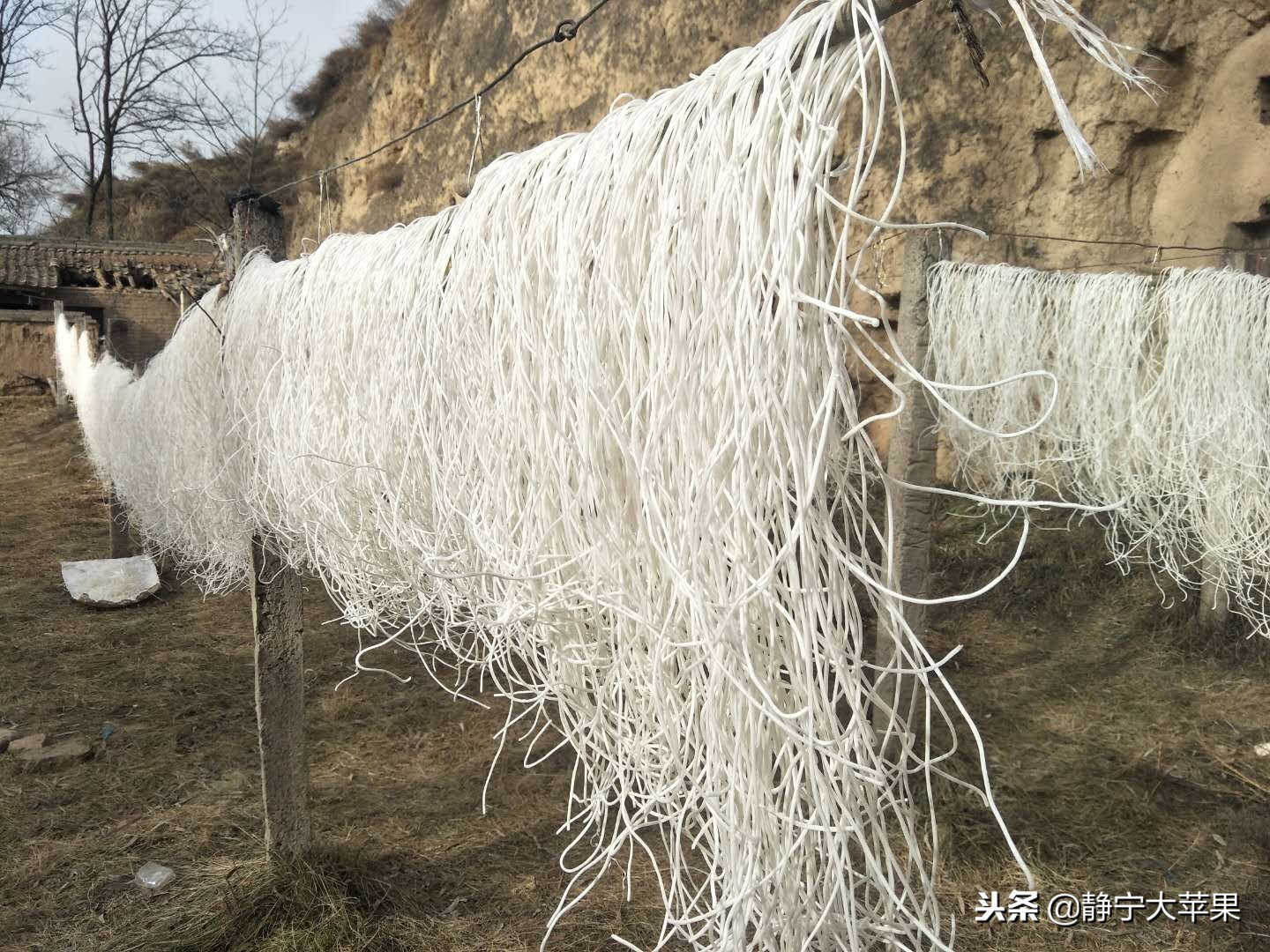 甘肃纯土豆粉条,农家纯土豆粉条纯手工的