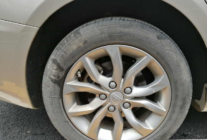 2019款吉利帝豪gl油耗多少正常,吉利帝豪gl1.8手动油耗测试