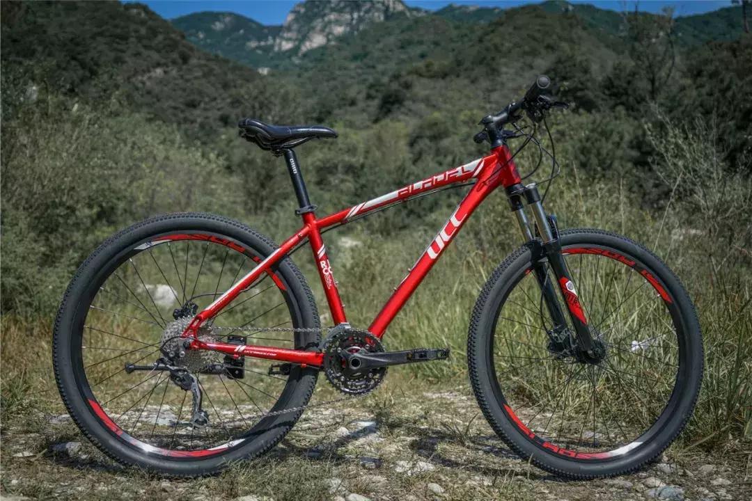 这抹“红”谁不爱?-UCC布雷德L实地测评