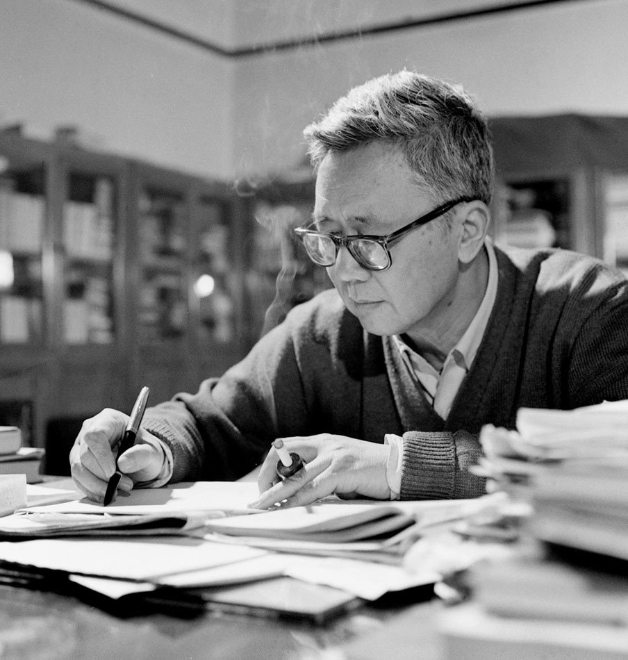 27岁当上北大数学教授,27岁清华数学教授