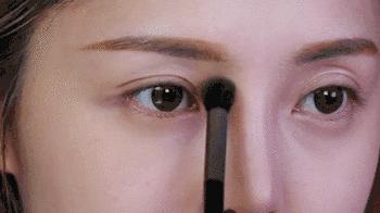 塌鼻子圆脸修容教程,大方脸塌鼻子修容教程