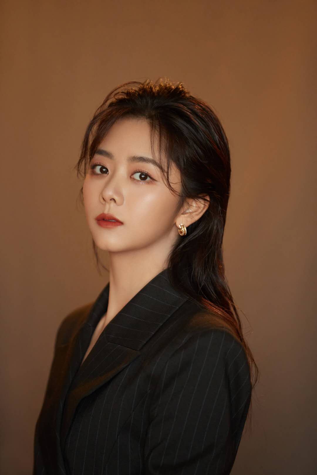 大饼脸剪个短发,大饼脸剪刘海好看