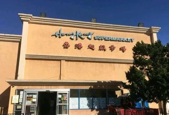 美国中餐馆打hei工的生活，每月收入2万.为好生活远走他乡。