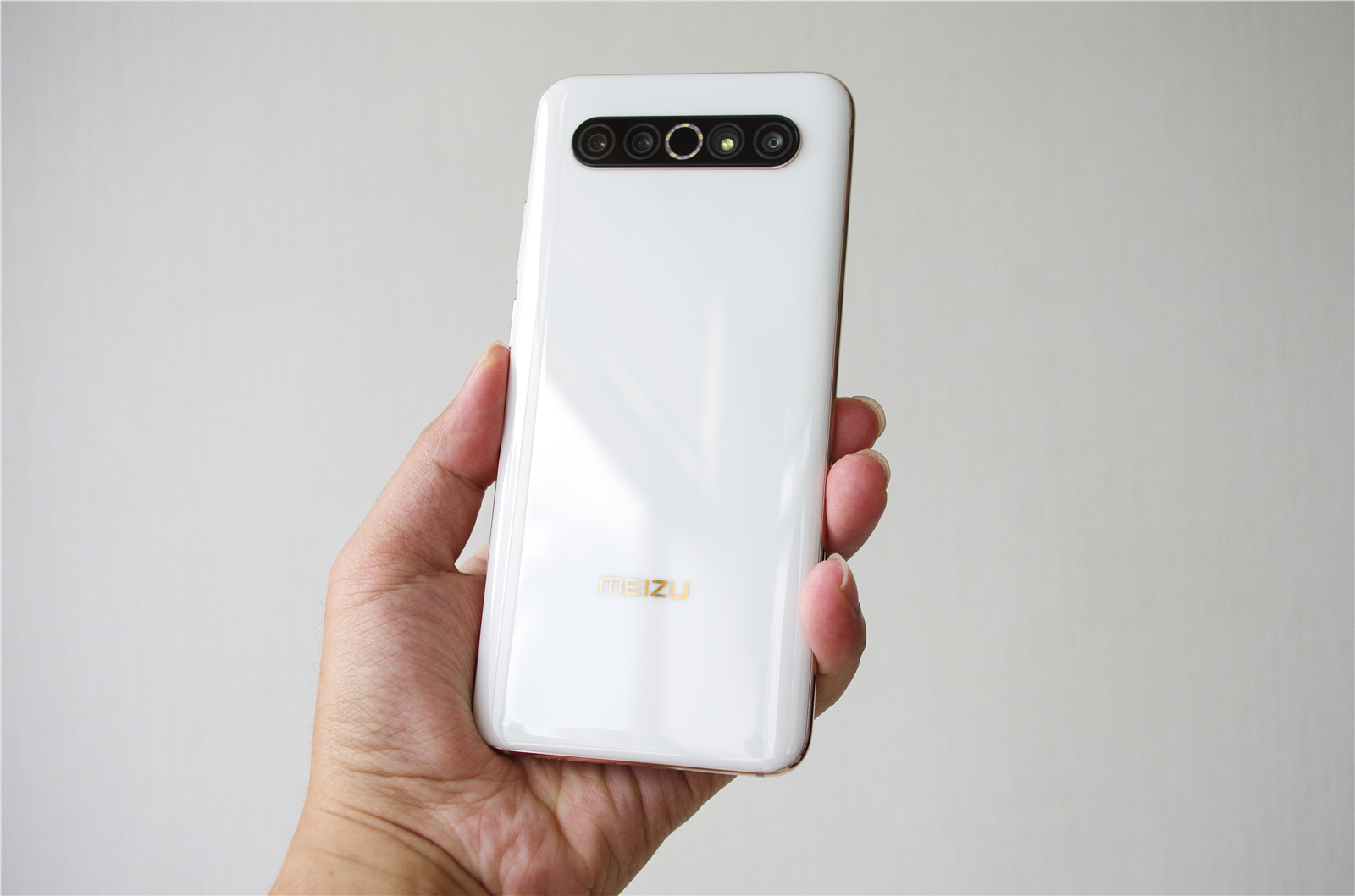 魅族17pro升级flyme9.2,魅族17pro无线充电