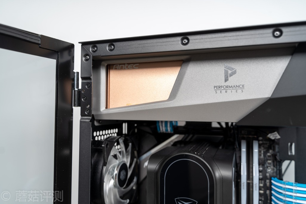 gtx1080ti,七彩虹1080ti和影驰1080ti大将