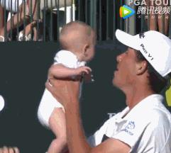 天气突变，比赛中断，切森·哈德利四杆领先！DJ，希格并列第三