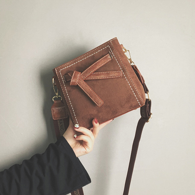 包包小众高级感ins风小方包,新款时尚百搭包包棕色