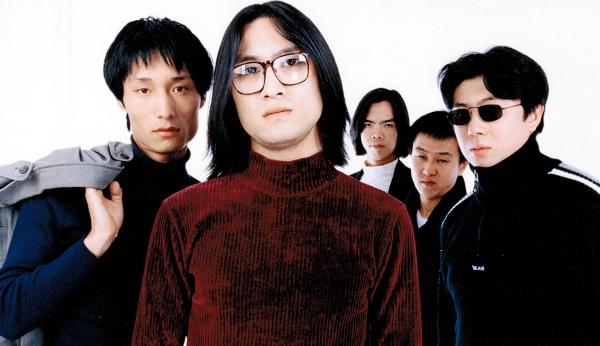 脾气火爆歌星汪峰,汪峰春天里最火的歌曲