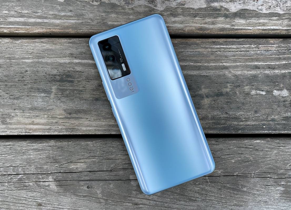 曝iqooneo5活力版的缺点,面对消费者该怎么办