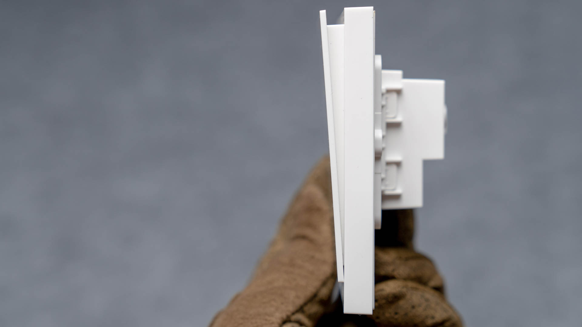 装修开关插座选择哪个品牌好,开关插座公认的哪个好