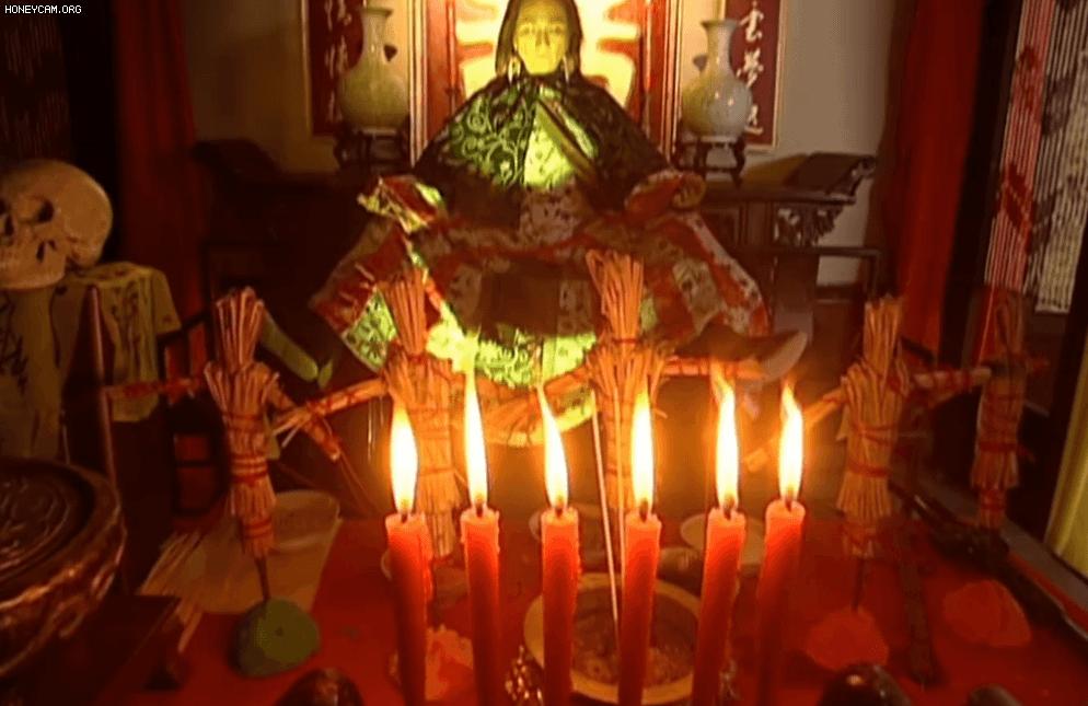 先纠缠,后绑架,一部《阿宝》揭开了无数人曾深陷的“爱情误区”