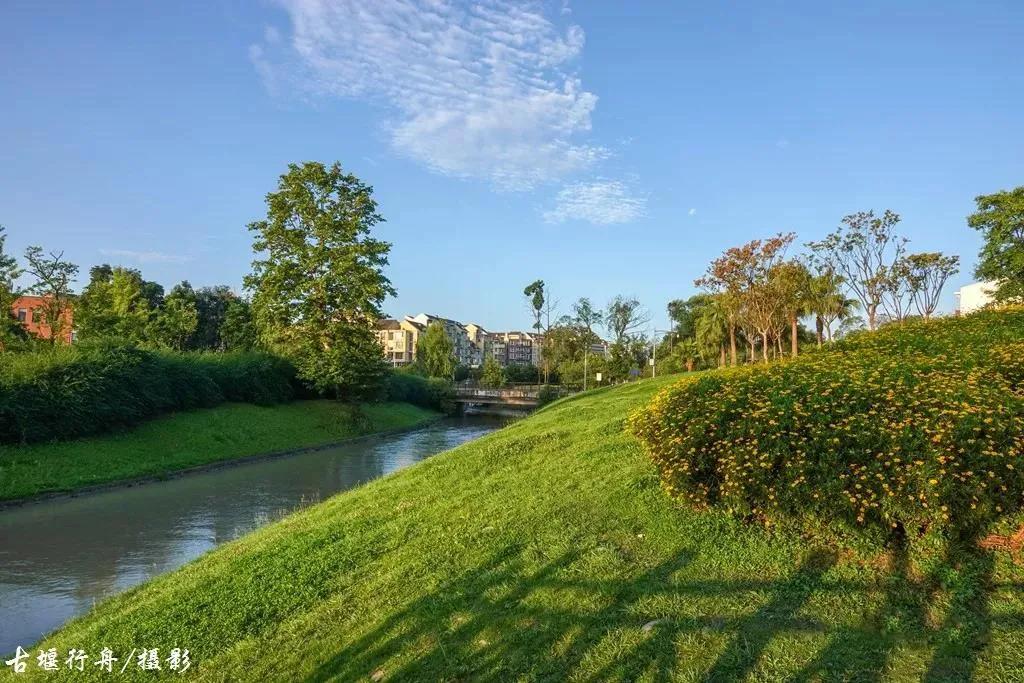 城市观察城市生活,都江堰城市特点