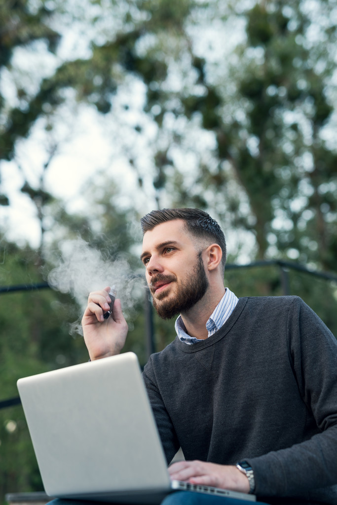 *子烟电**制定新国标规范化发展，营造可持续良好商业环境必要性