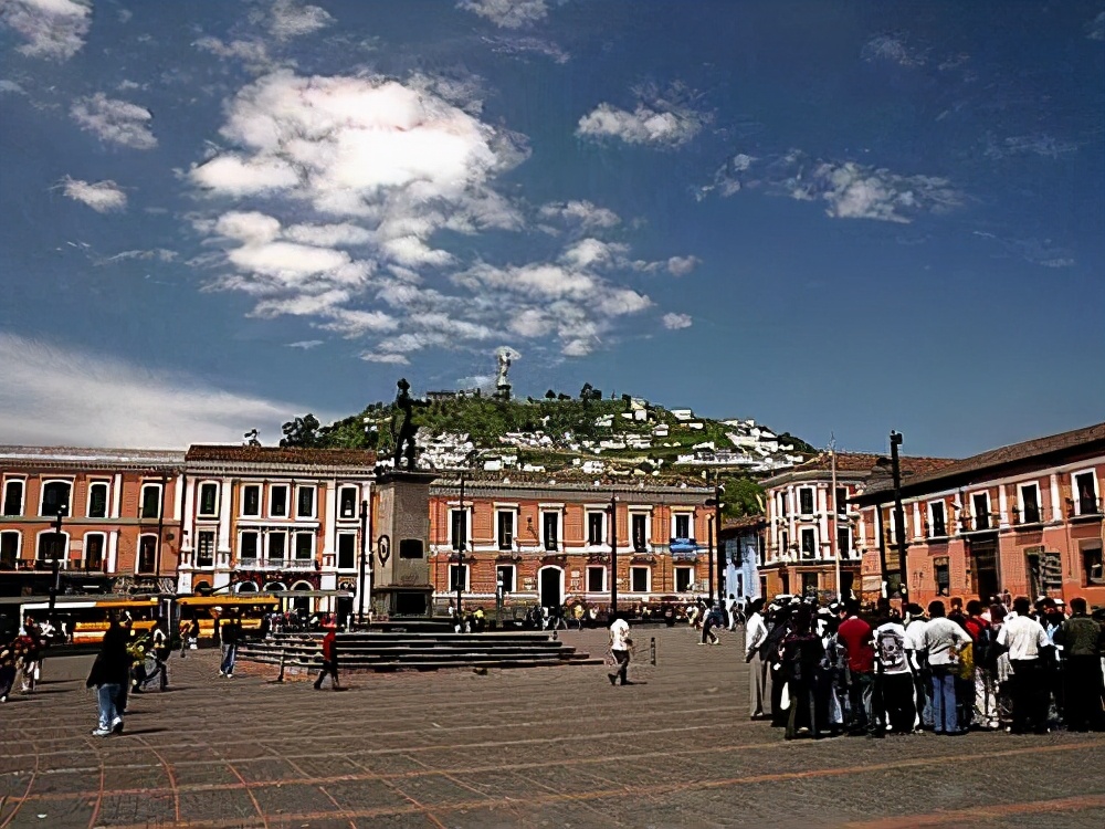 厄瓜多尔移民的真实生活,厄瓜多尔移民的利弊有哪些