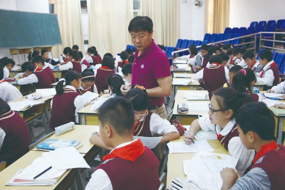 学长说|一所学校到底好不好，初三学姐学长最有发言权