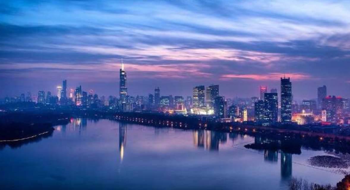 这所南京的大学名字很“唬人”，分数线高过211，以前是粮食学校