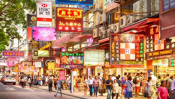 采访了两位租客发现他们的故事比电视剧还狗血