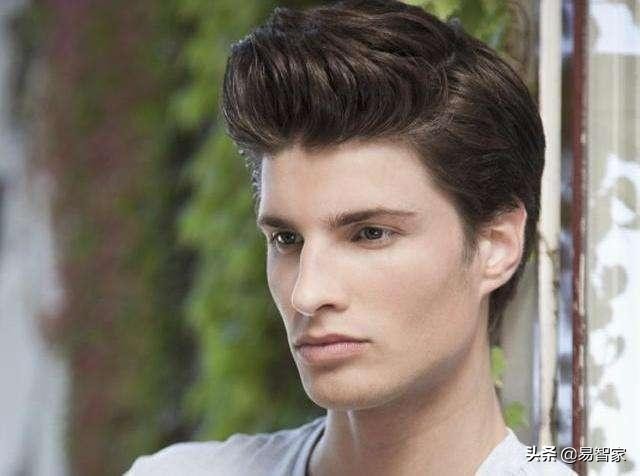 机器人“男友”大火，凭的是什么让女顾客好评？原来他有“特长”