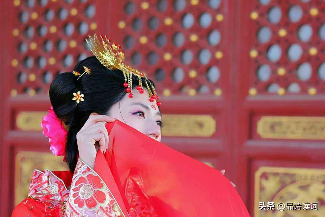 李白当年被嘲笑他写了一首诗,李白最细思极恐的十首诗