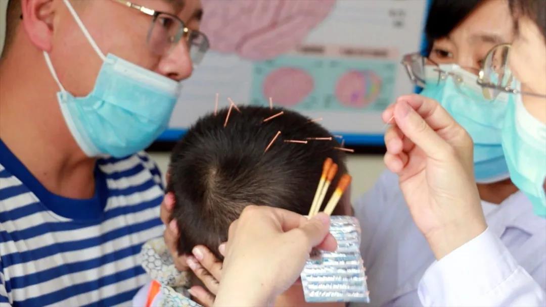 梅西的生长出现缺陷,梅西是不是靠打激素长大的