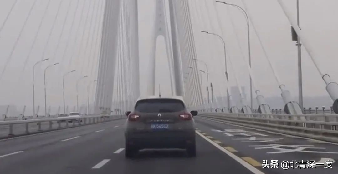 河南兄弟武汉“淘金记”：在雷神山干杂活，到隔离酒店当保洁，一月赚回两万五