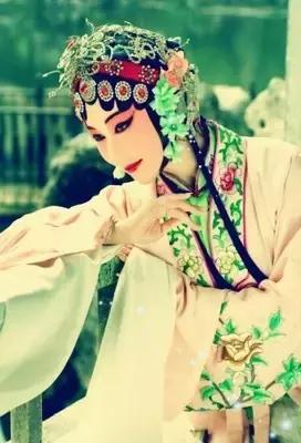 风花雪月的诗句大全,关于风花雪月的完整诗句