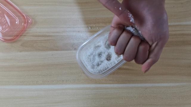 切了辣椒手上很辣怎么处理,切完辣椒手火辣火辣的怎么治疗