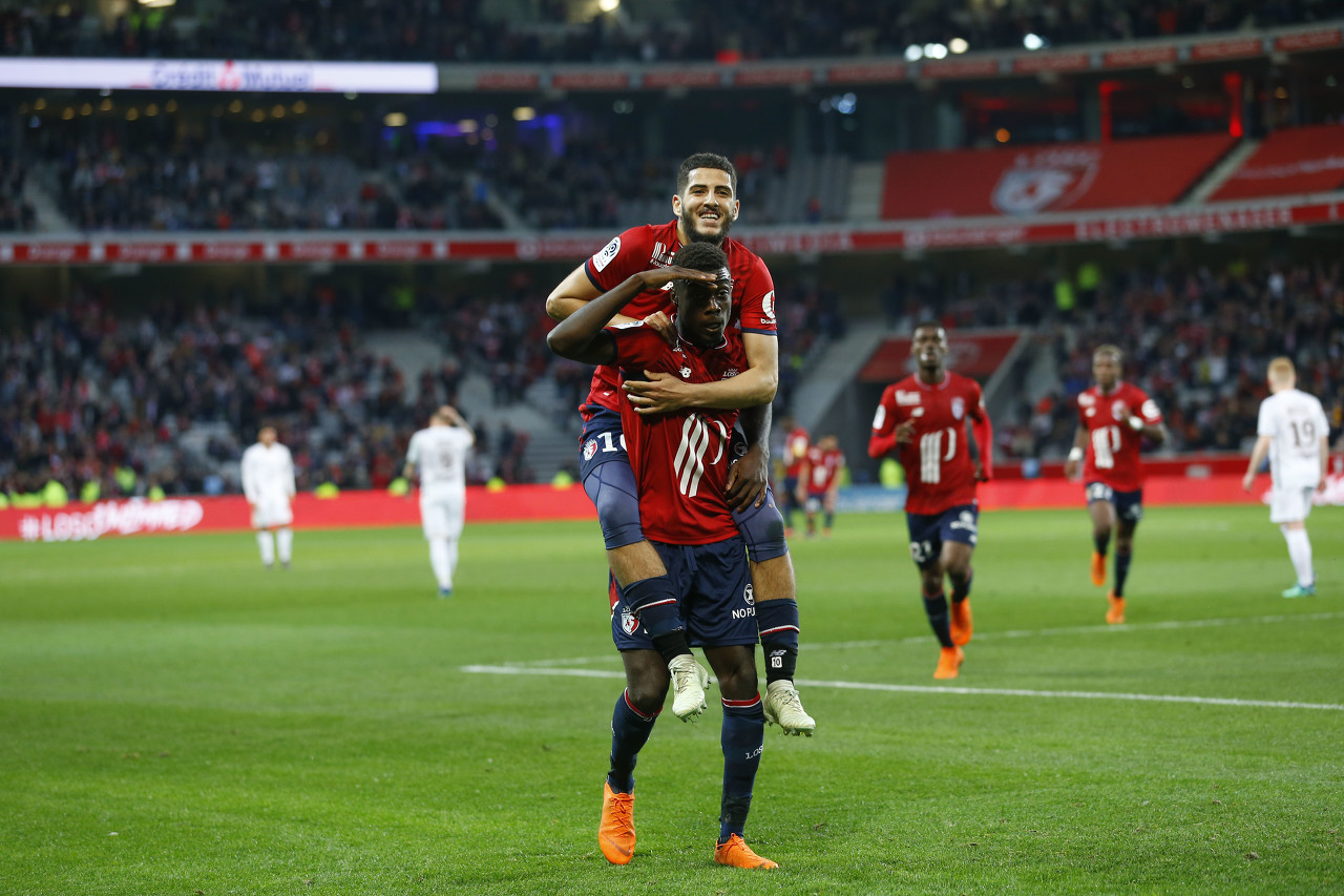 纯粹的足球单纯的热爱,细腻的技术纯粹的足球