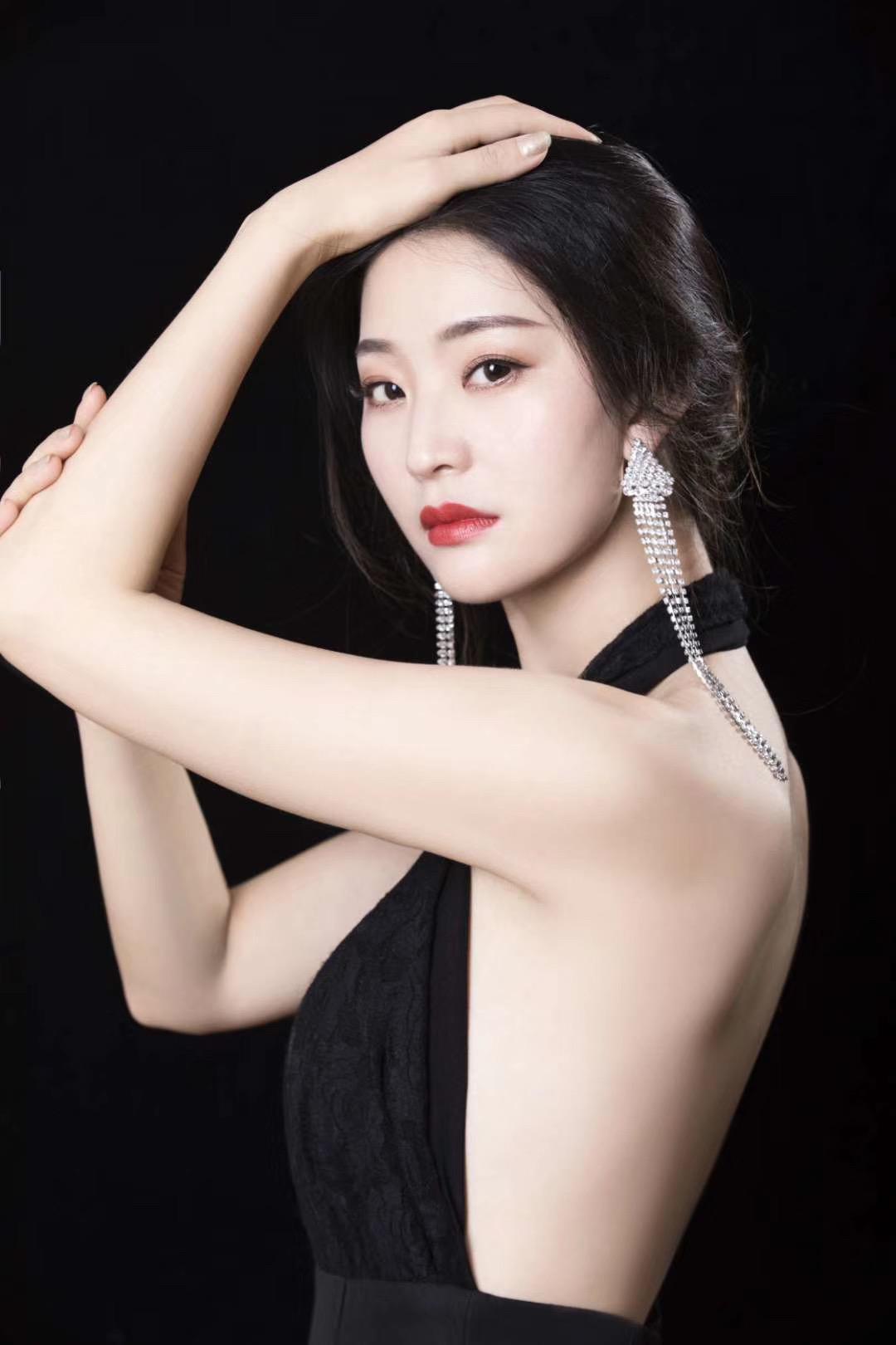 姜蓉蓉个人简介,姜蓉蓉是明星吗