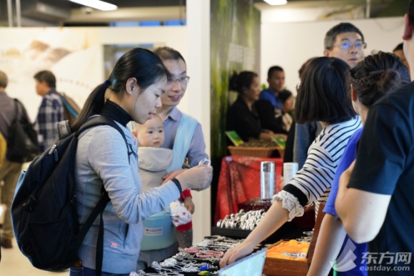 出国终于不用再当采购团了!进博会延展市民点赞“中国力量”