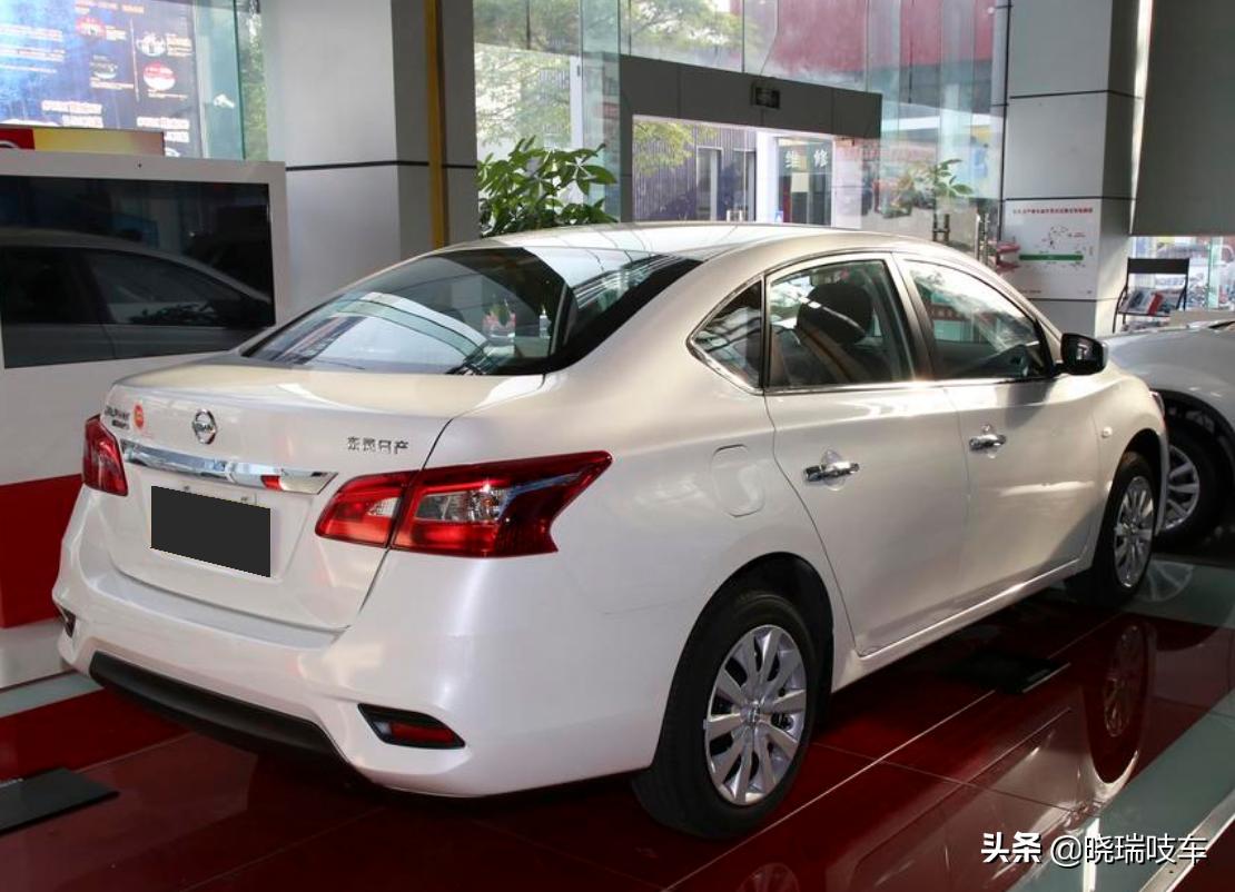 轩逸经典2024舒适版和2019款一样的,2022款经典轩逸自动舒适落地