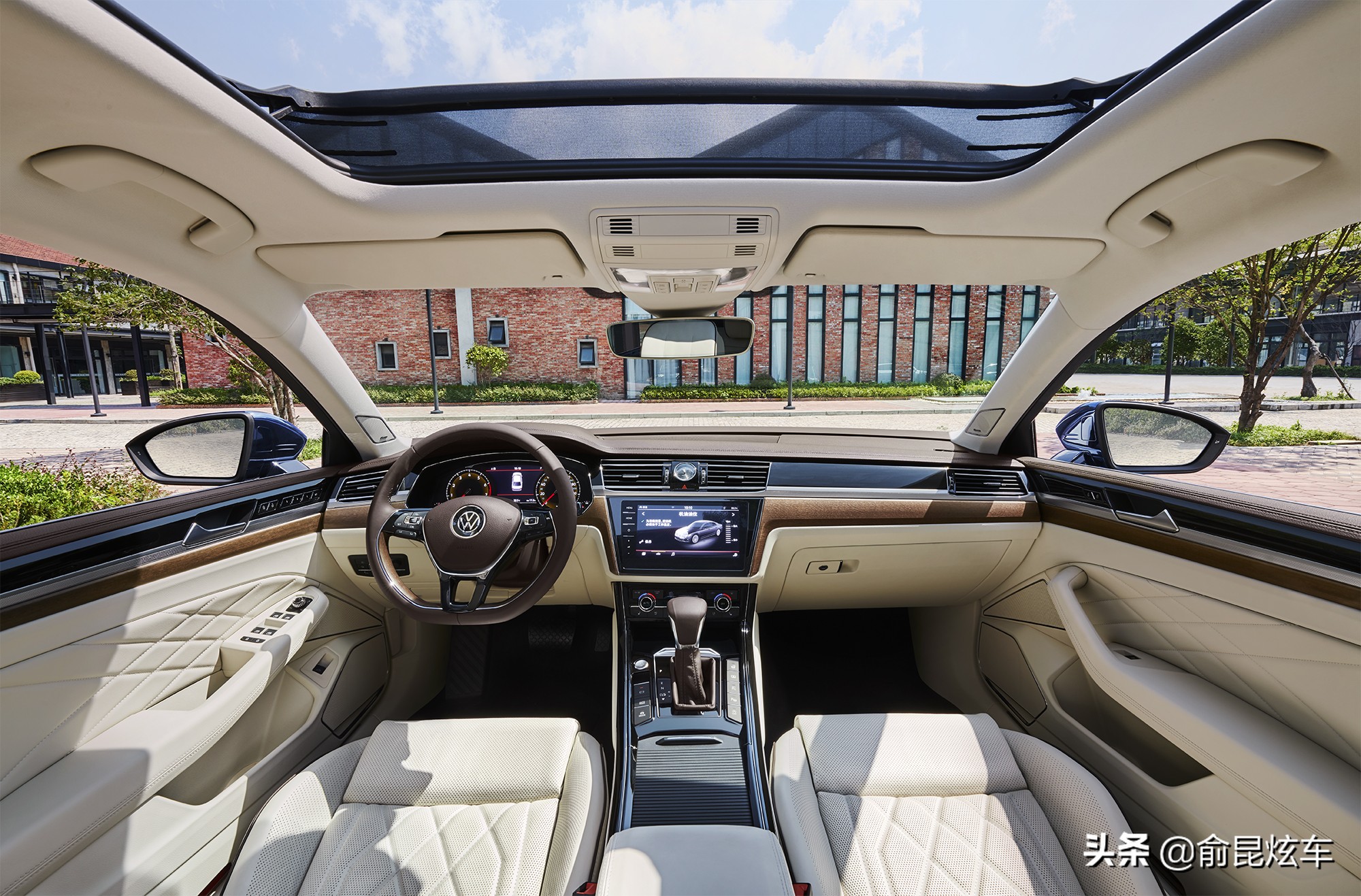 辉昂2021款试驾视频,舒适和动力兼顾的车