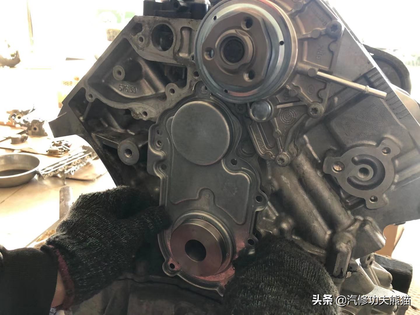 为什么都说奥迪a6l烧机油,奥迪a6l2.4烧机油原因分析