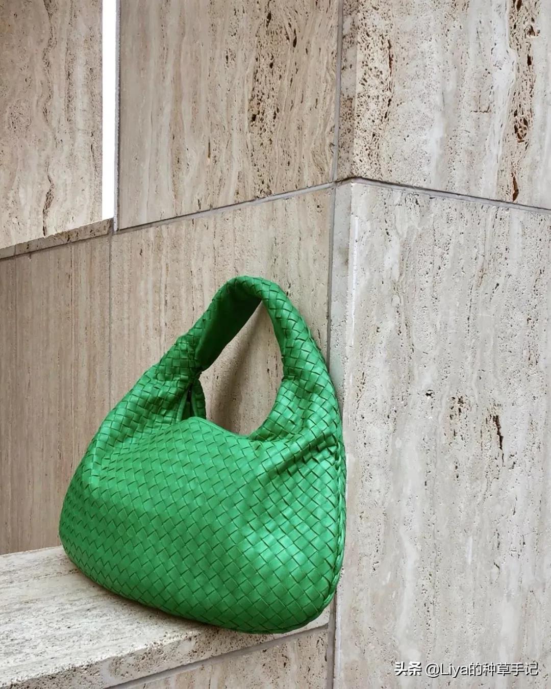 2020年春夏最流行趋势赶紧get起来,2020春夏流行露袜子吗