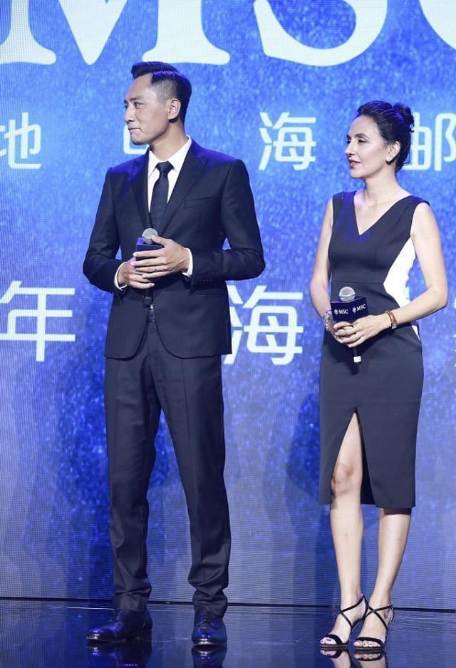 刘烨裙装,刘烨法国老婆的图片