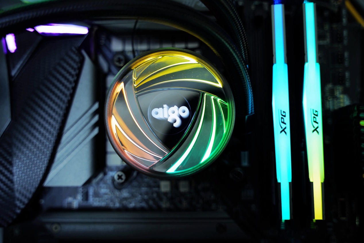 aigo360水冷散热器,稳压13600kf风冷散热器推荐