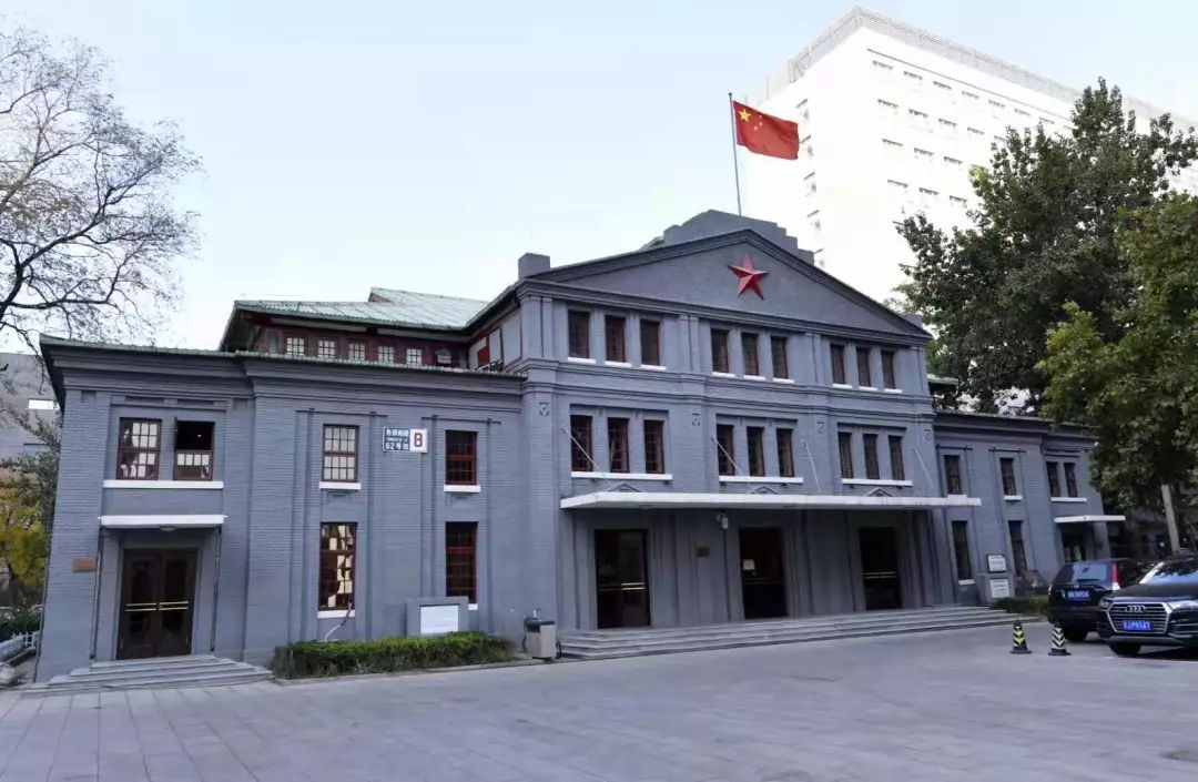 *安门天**向西2000米,有个地方叫国社