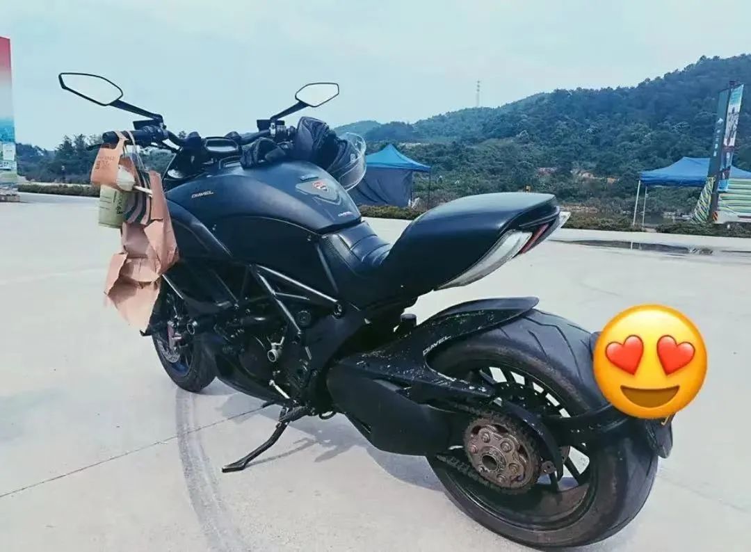 杜卡迪被撞维修费7.5,杜卡迪只换不修撞了怎么办