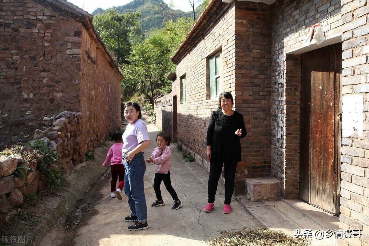 农村分户口村委会不同意怎么办,农村想分户没有房产证怎么办