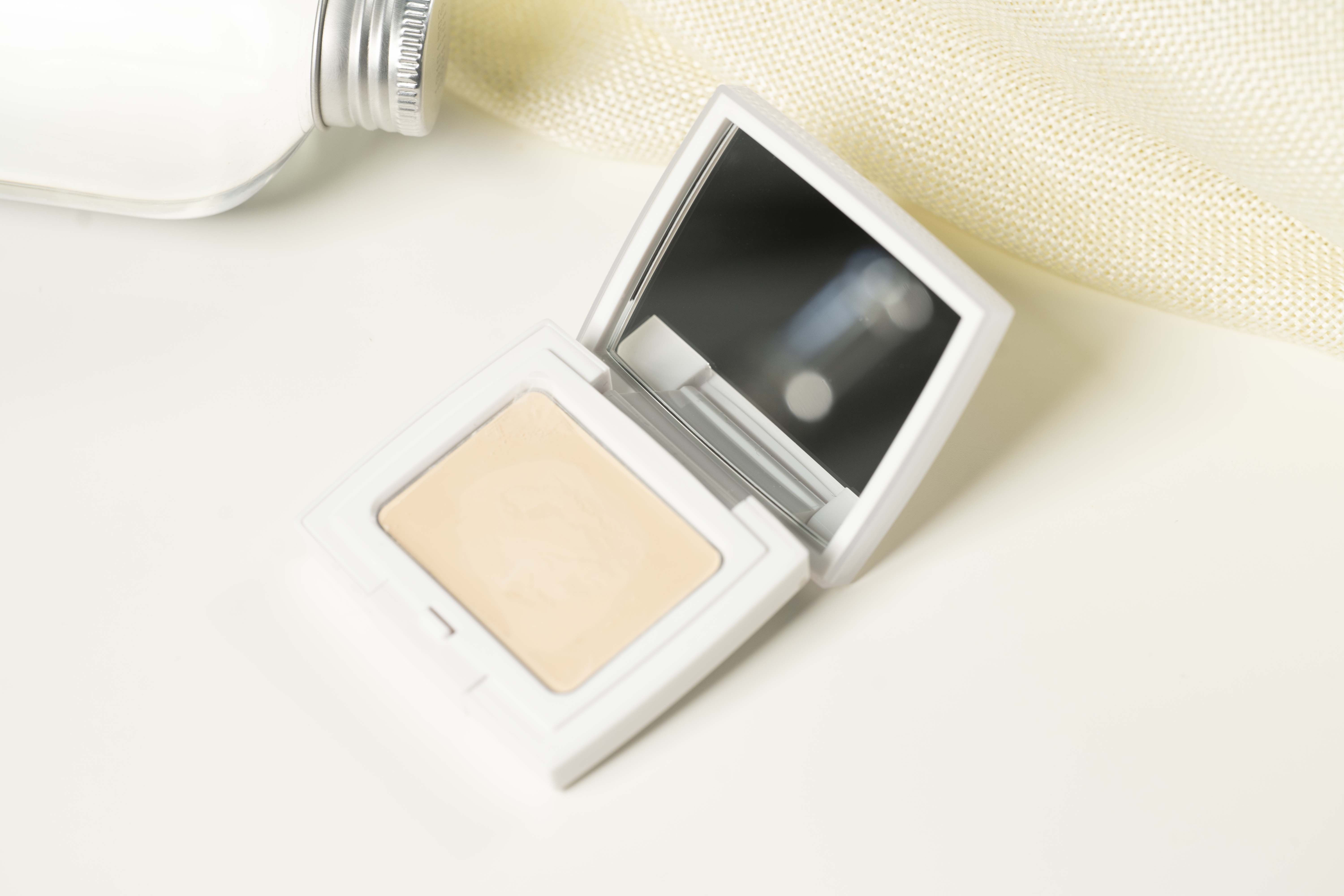 错怪李佳琦了!毛戈平为国人调制整骨高光,薄薄一层,鼻子就挺了