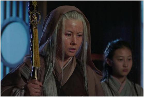 杨明娜版金花婆婆露出真面目,杨明娜金花婆婆冰中比武