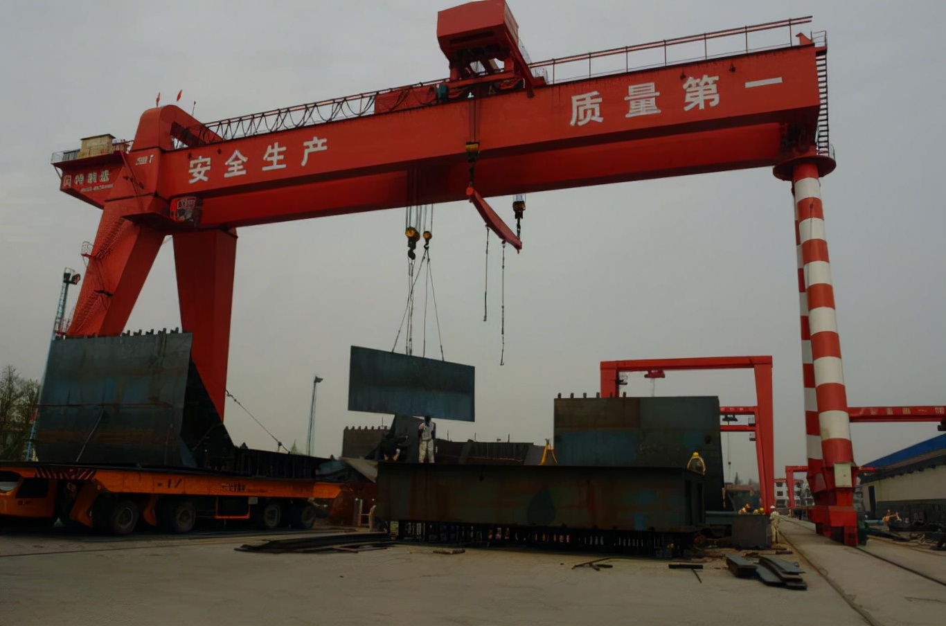 为什么龙门吊只有中国造,中国的龙门吊可以吊多重