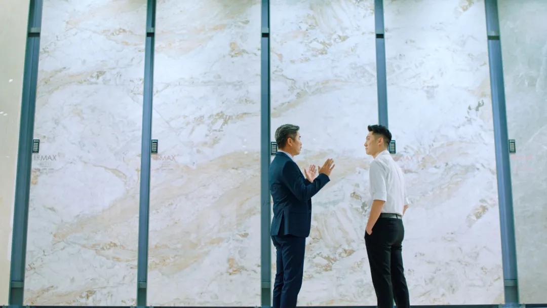 碧桂园杨国强念念不忘？！*牌鹰**陶瓷凭什么让人记住46年