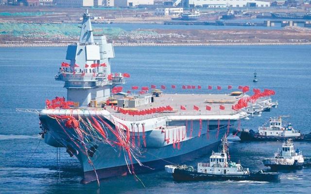 山东舰到底有多厉害,日本专家评价辽宁舰