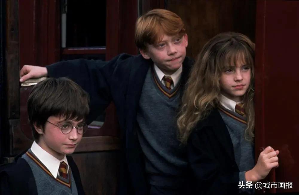 哈利波特的一封神奇的信,猫头鹰给哈利波特送的信