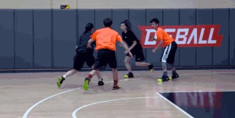 全场篮球战术配合和跑位技巧,篮球快攻二打2训练方法