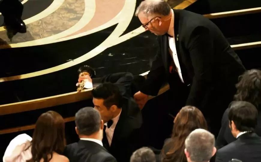 明明是去看奥斯卡，却被影片海报圈粉